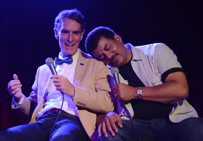 Neil deGrasse Tyson leaning on Bill Nye the Science Guy, Photo Credit: © Elliot Severn, All rights reserved