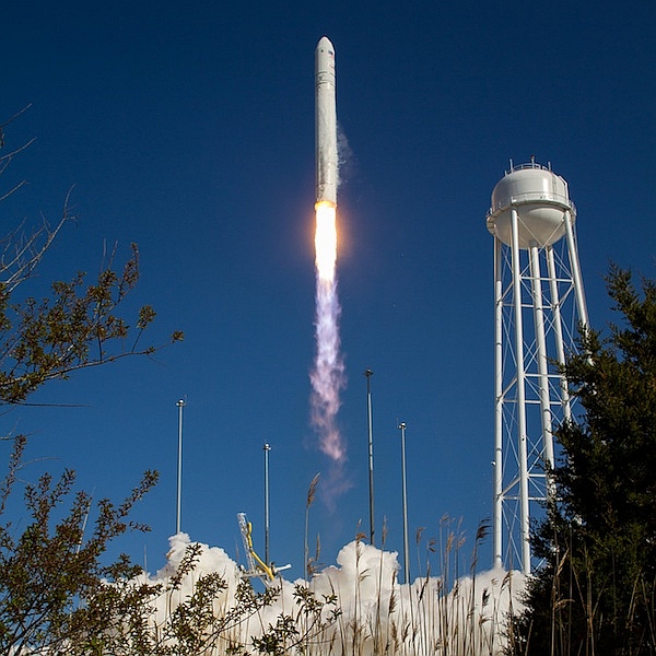 Photo of Antares rocket lift off 4-21-13 