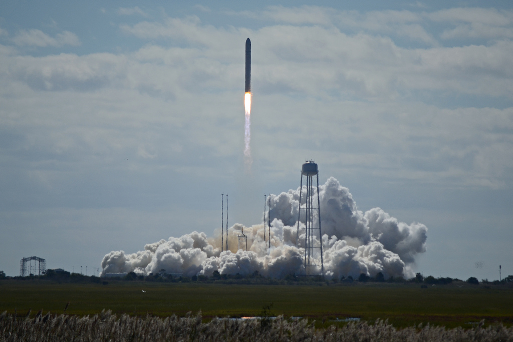 Photo of Liftoff of Antares carrying Cygnus taken by Elliot Severn