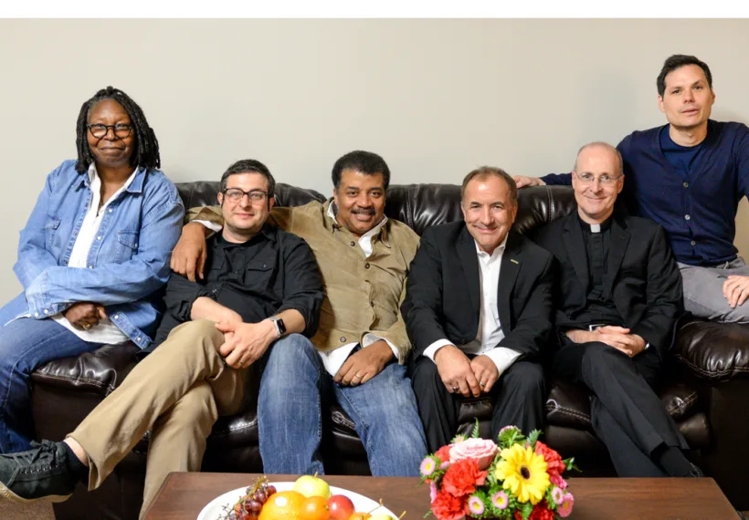 Elliot Severn’s photo of Whoopi Goldberg, Eugene Mirman, Neil deGrasse Tyson, Michael Shermer, Rev. James Martin, SJ, and Michael Ian Black in the green room at StarTalk Live! at the Kings Theatre.