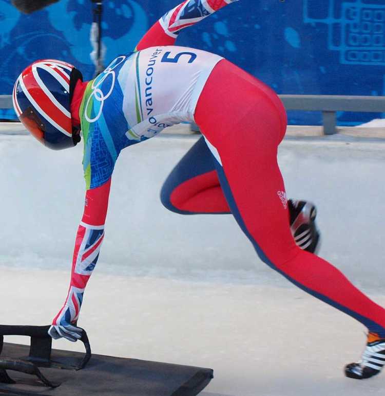 Photo of skeleton racer Amy Williams at the 2010 Winter Olympics. Photo Credit: jonwick04 (https://www.flickr.com/photos/jonwick/4388363999/) [CC BY 2.0 (https://creativecommons.org/licenses/by/2.0)], via Wikimedia Commons