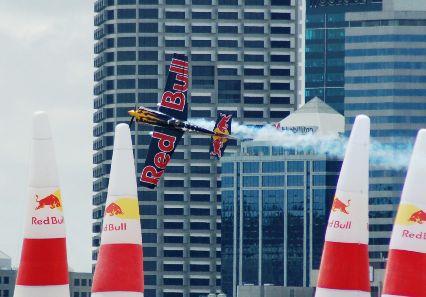 Photo of Kirby Chambliss, performing a "knife edge" maneuver in his Edge 540 in Perth, Western Australia during the final leg of the 2006 series. Credit: Myself (Hamish) [CC BY 2.0 (https://creativecommons.org/licenses/by/2.0)], via Wikimedia Commons.