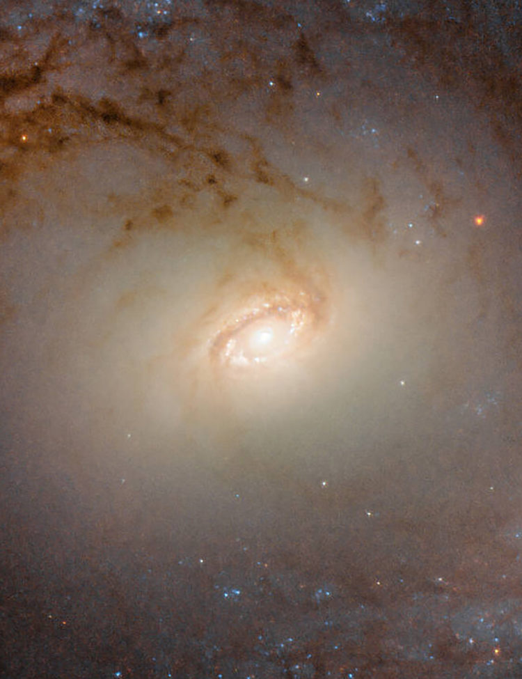 Image of galaxy IC 2051 by ESA/Hubble & NASA, P. Erwin et al.