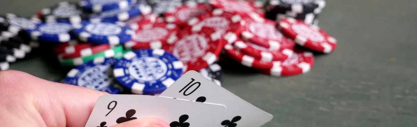 Santeri Viinamäki’s photo of two poker cards and poker chips.