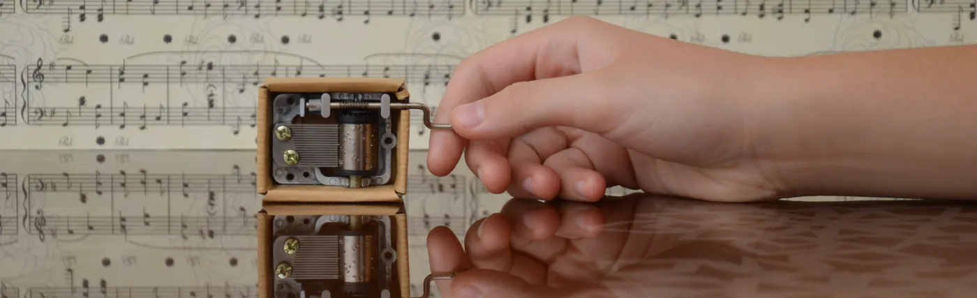 A small music box playing music.