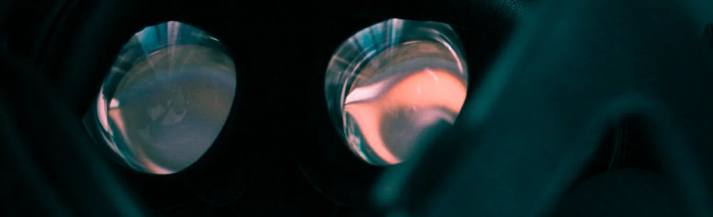 Image of an oculus rift headset