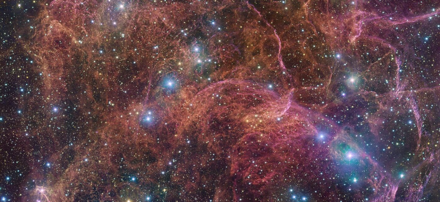 The Vela supernova remnant imaged by the VLT Survey Telescope