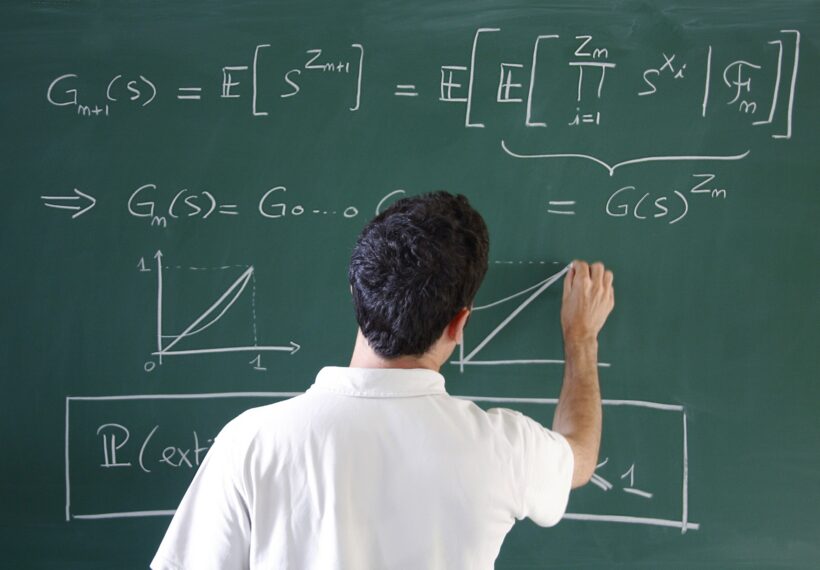 CMAP - Centre de Mathématiques Appliquées de l'Ecole polytechnique - "généalogie de Galton-Watson" ou "modèle de Galton-Watson"